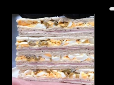 Jamon aceituna tomate y huevo  [plancha x 3 ]