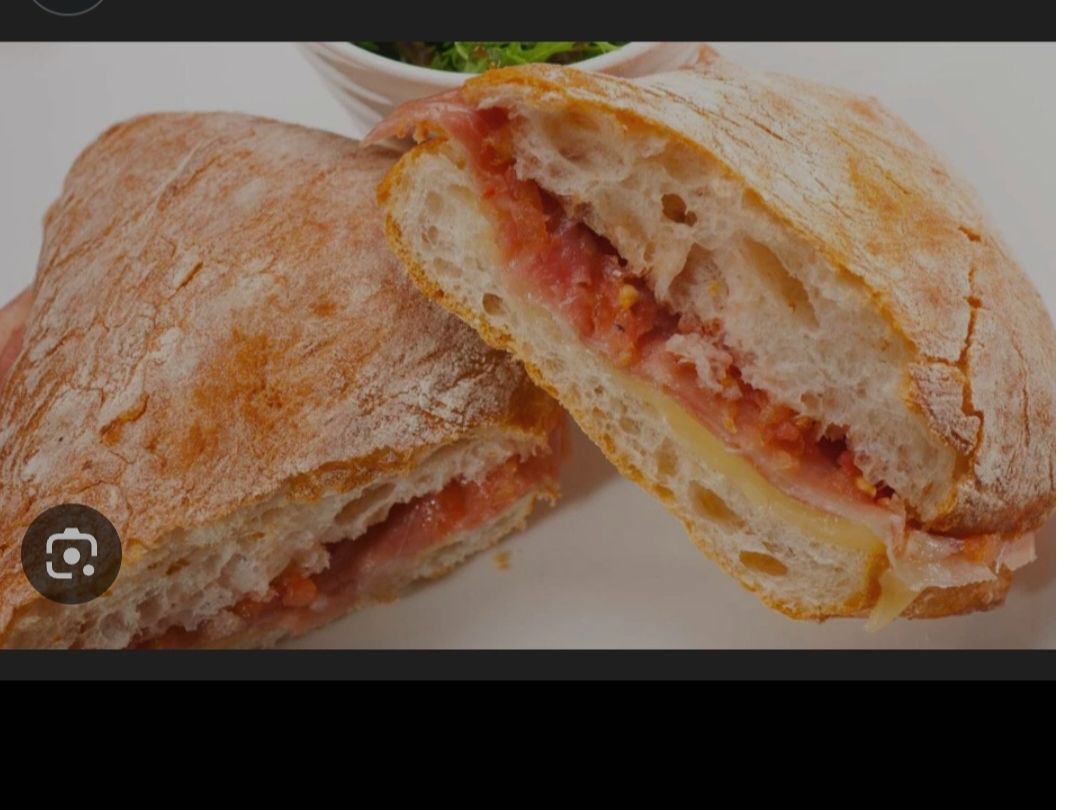 Tortuguita de jamon crudo y queso de Entre sabores