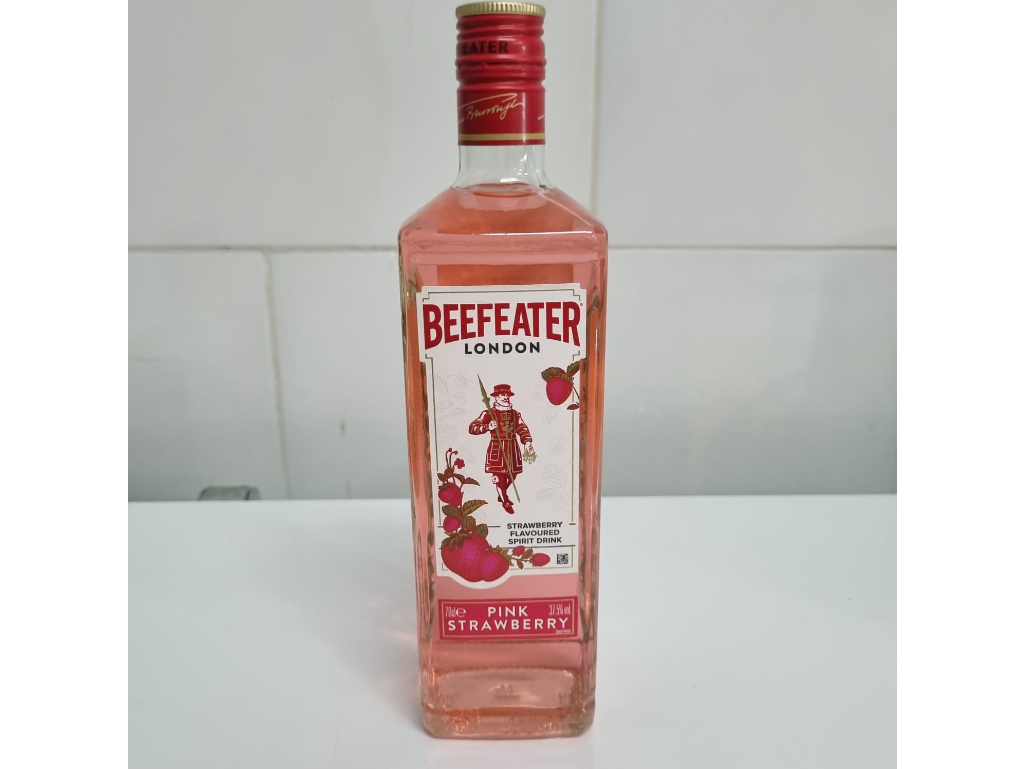 Beefeater pink strawberry