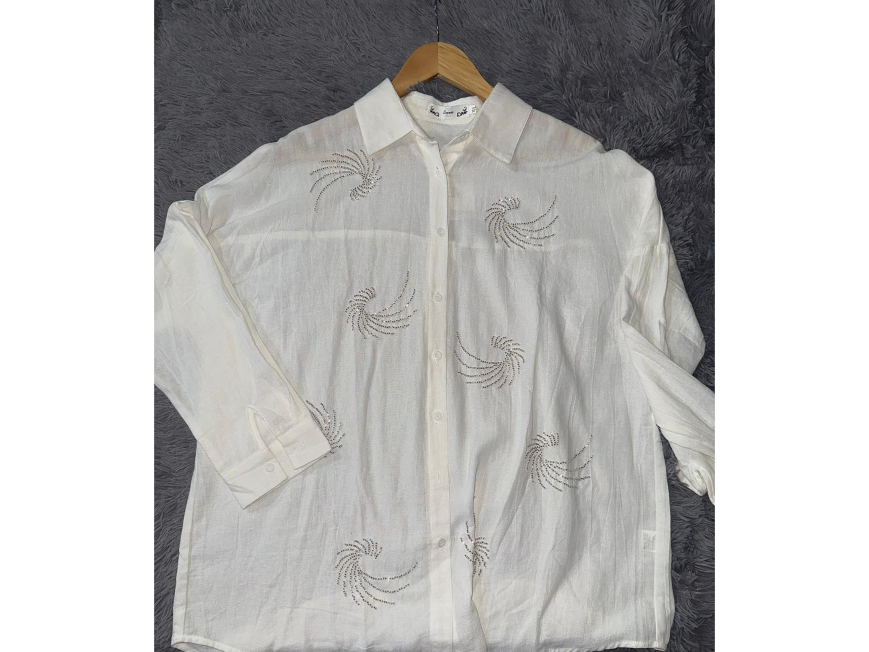 CAMISA CON CANUTILLO COLOR BLANCA GTALLE M/L