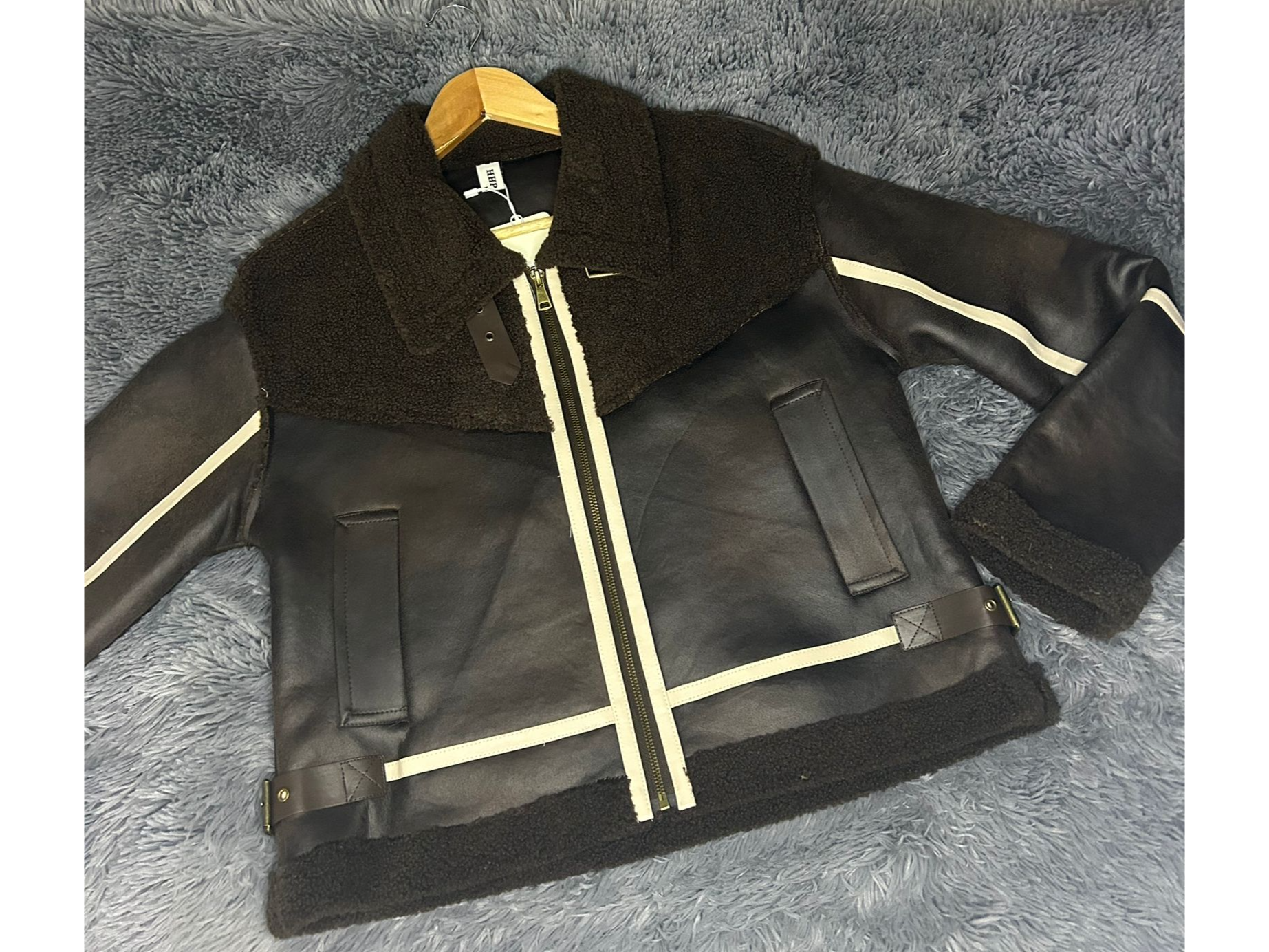 CAMPERA GAMULAN