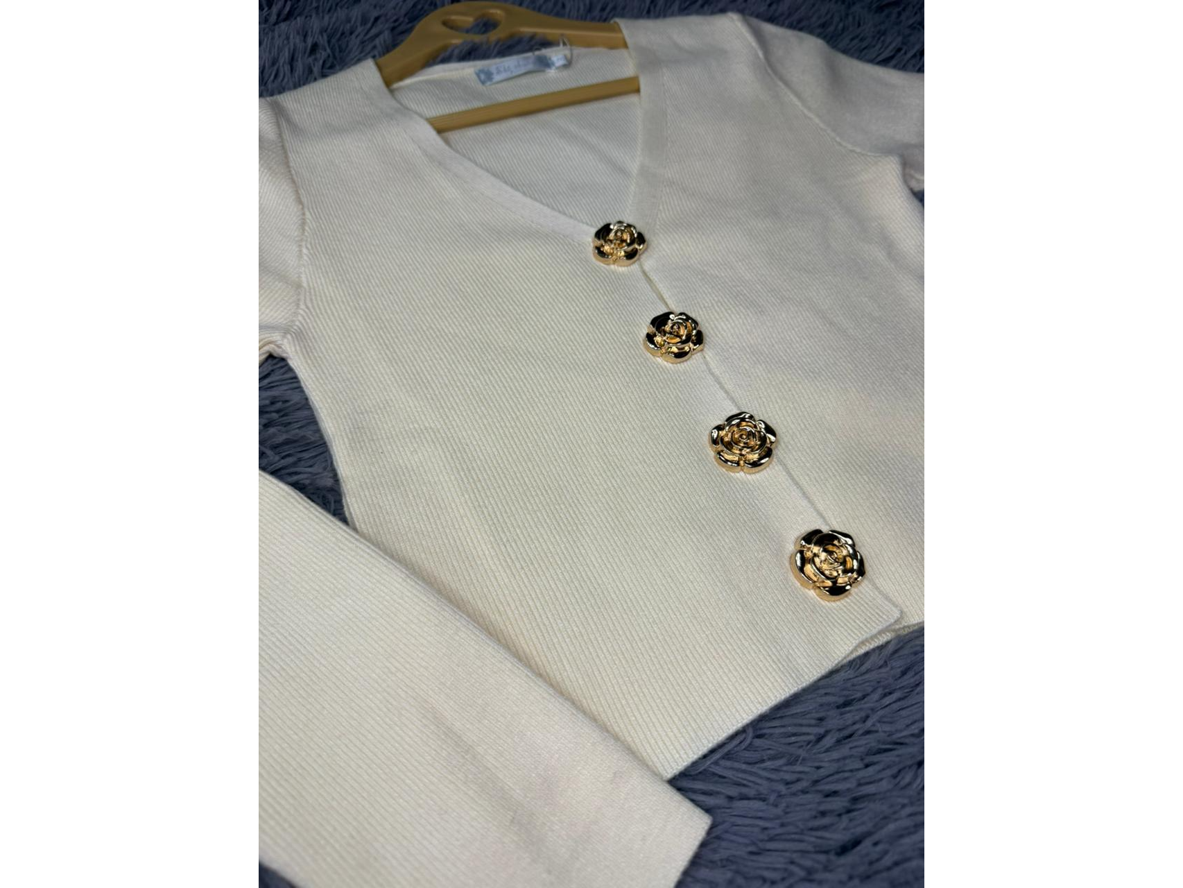 TOP DE BREMER BOTON DORADO DE ROSA COLOR CHOCOLATE S/M