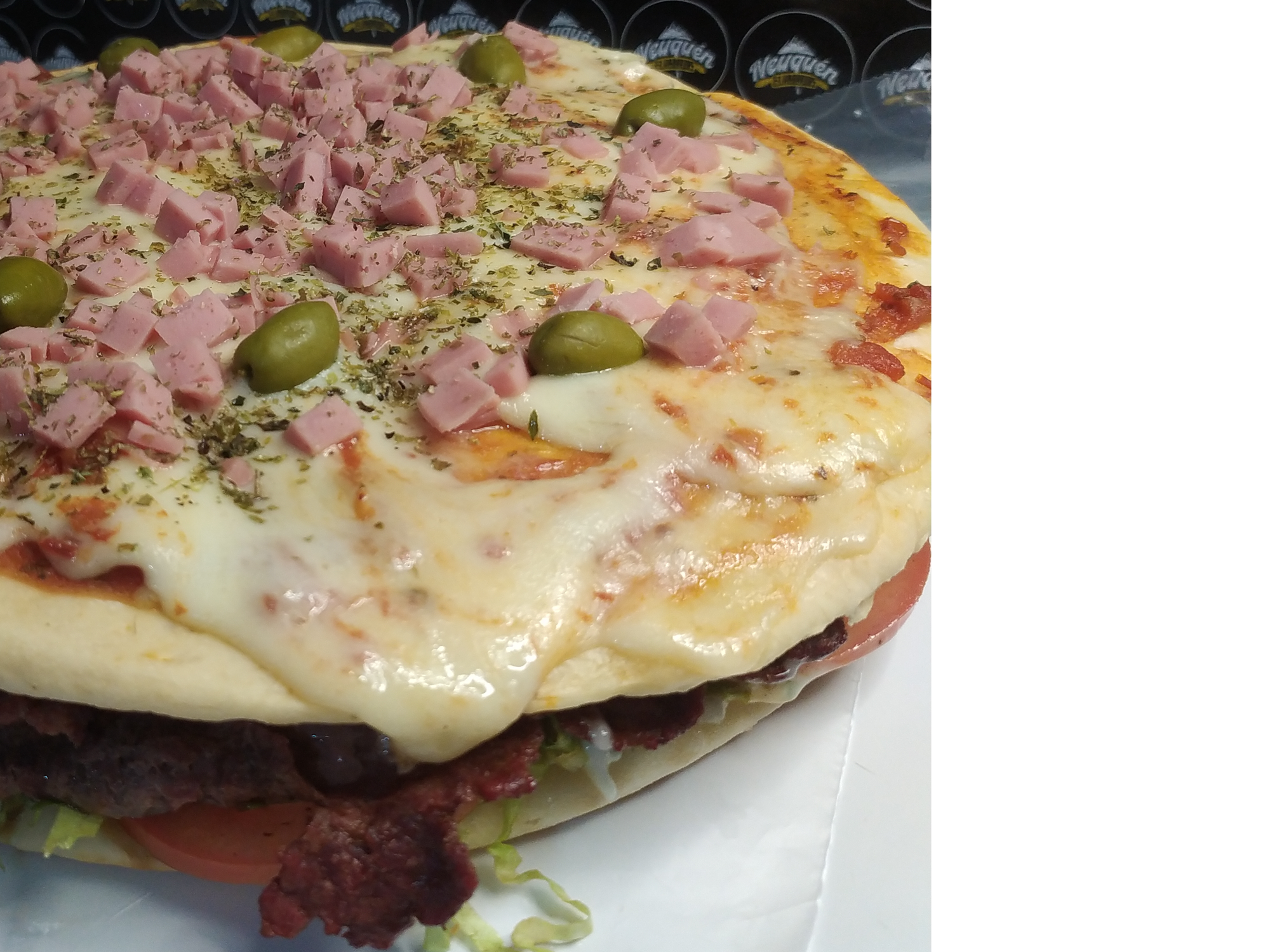 Hamburpizza C/Papas
