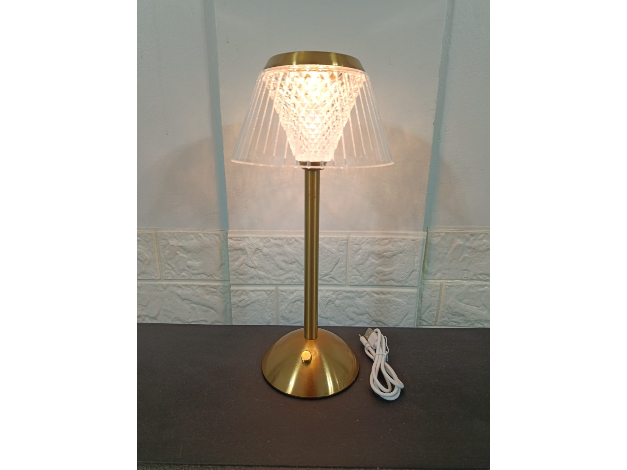 Lámpara De Mesa Led Recargable Táctil Inalámbrica Para Noche (Copia)