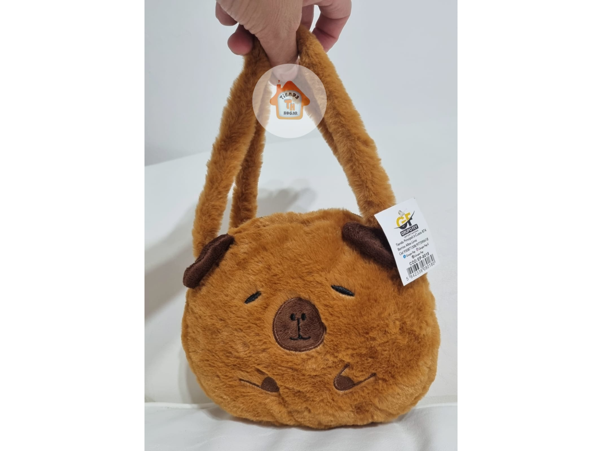 bolsito peluche capibara