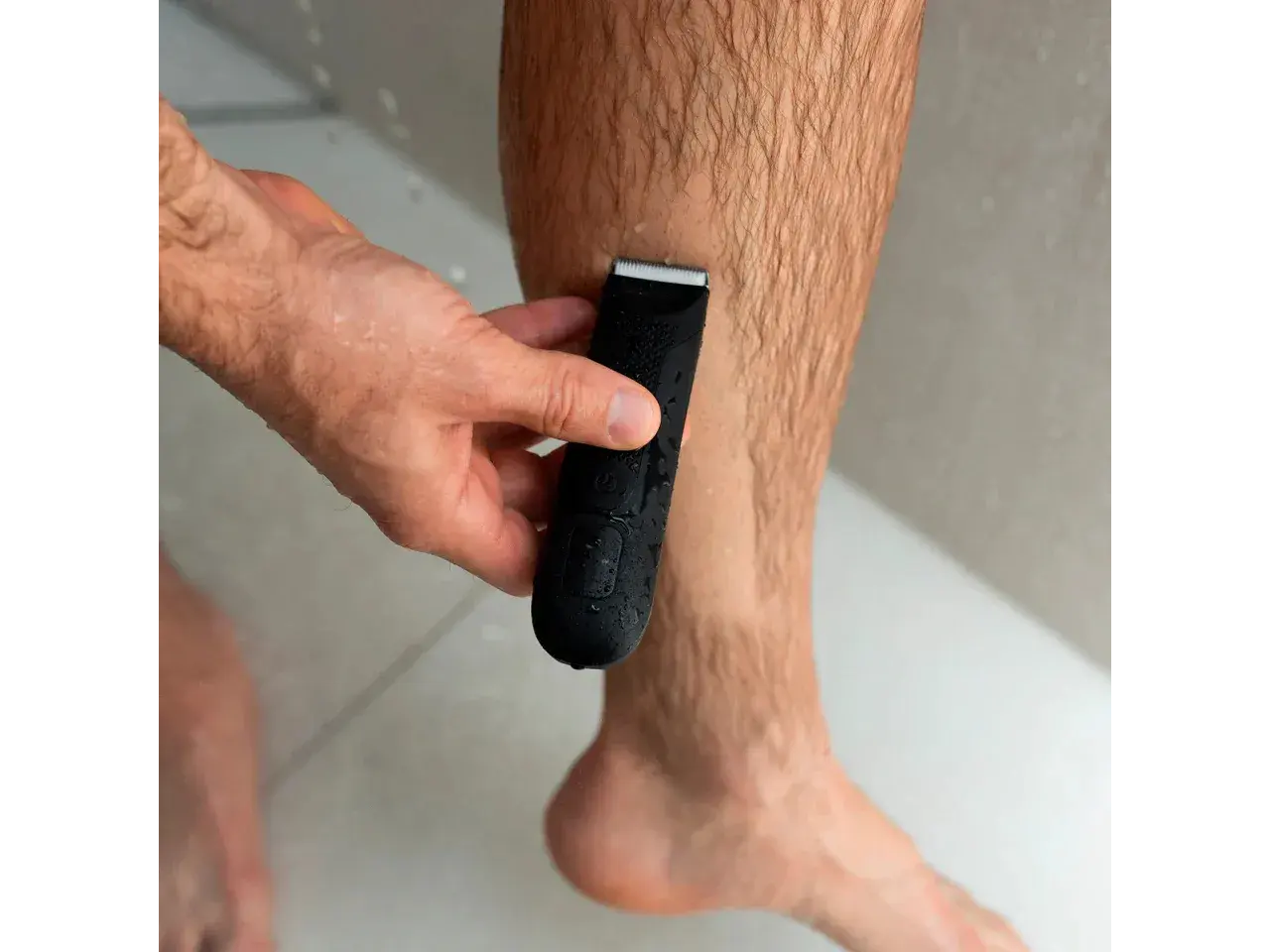 Afeitadora Recargable Knup QR-052 Corporal y Barba Resistente al Agua