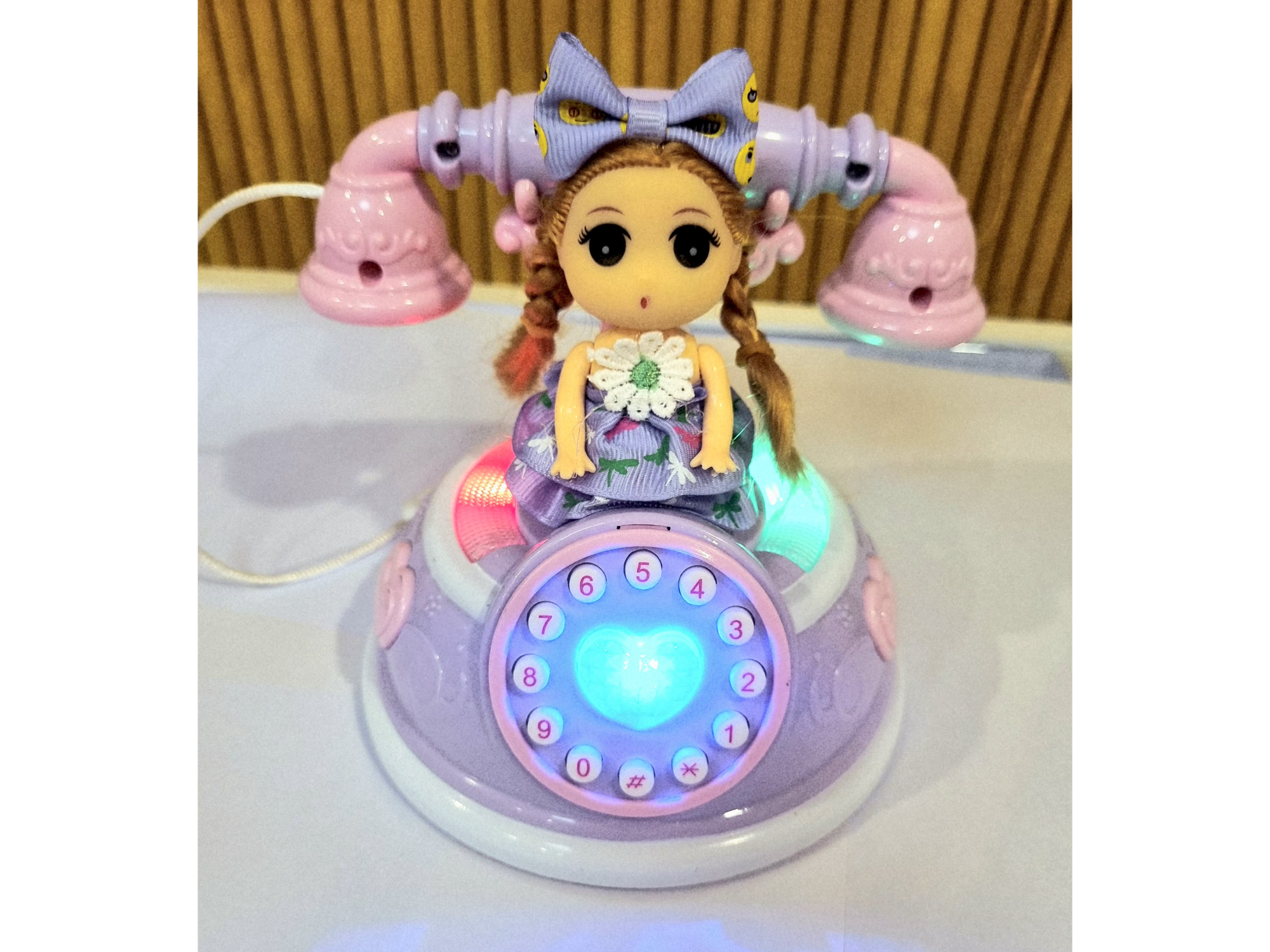 Telefono antiguo con  luz y sonido