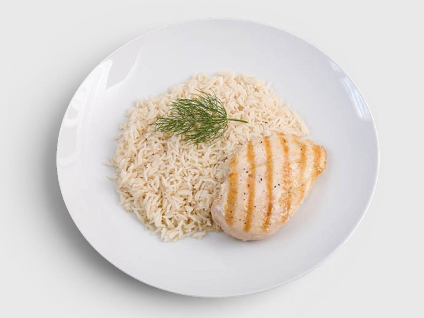 Bife de pollo con guarnición