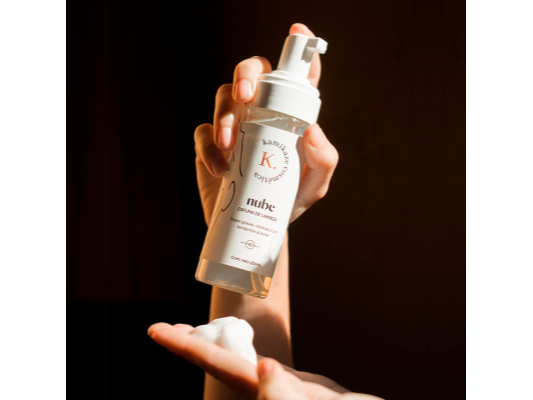 Nube Espuma De Limpieza Facial Con Salicílico 160 cc