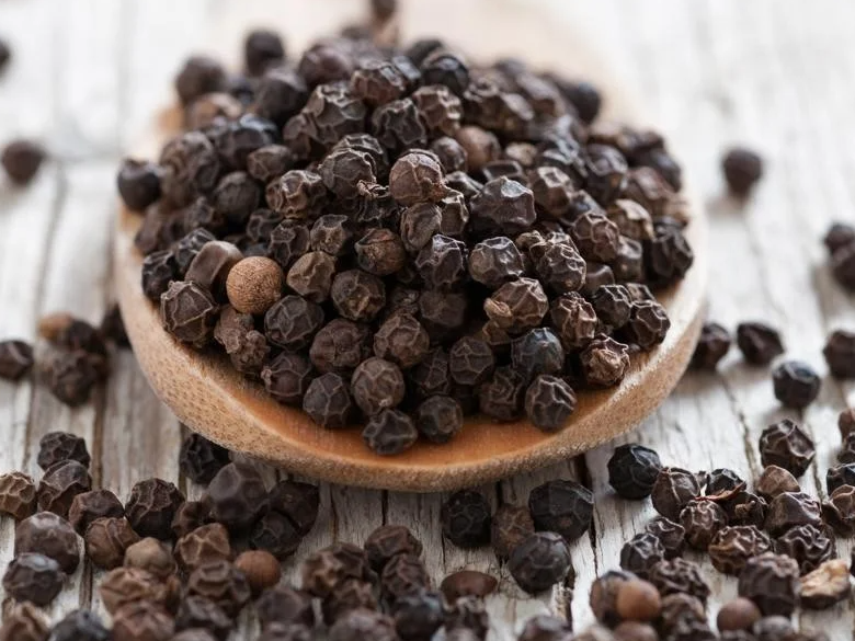 Pimienta negra en grano