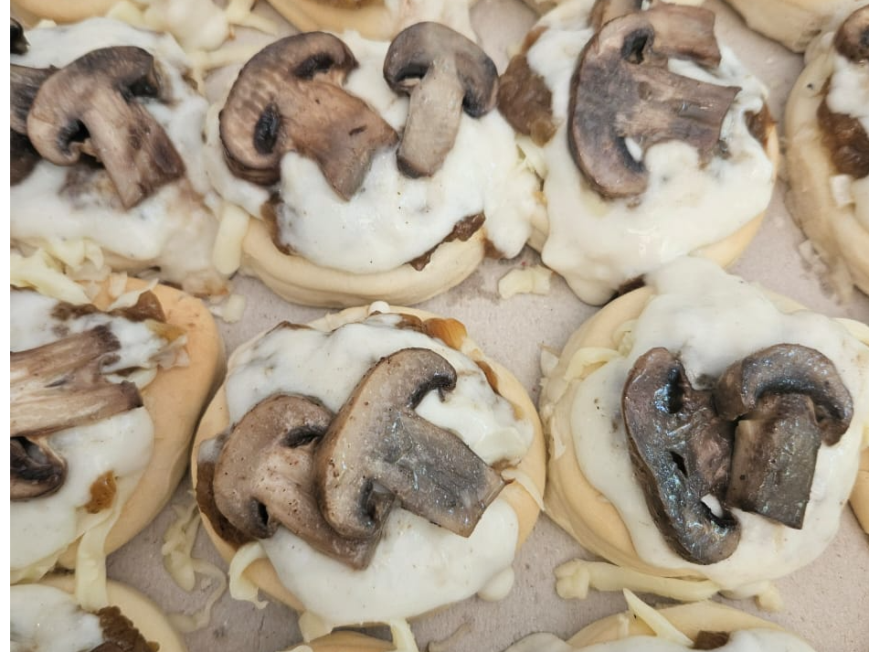 Pizzetas con champiñones