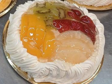 Frutal con crema chantilly.