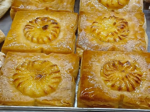 Percianita de hojaldre con pastelera