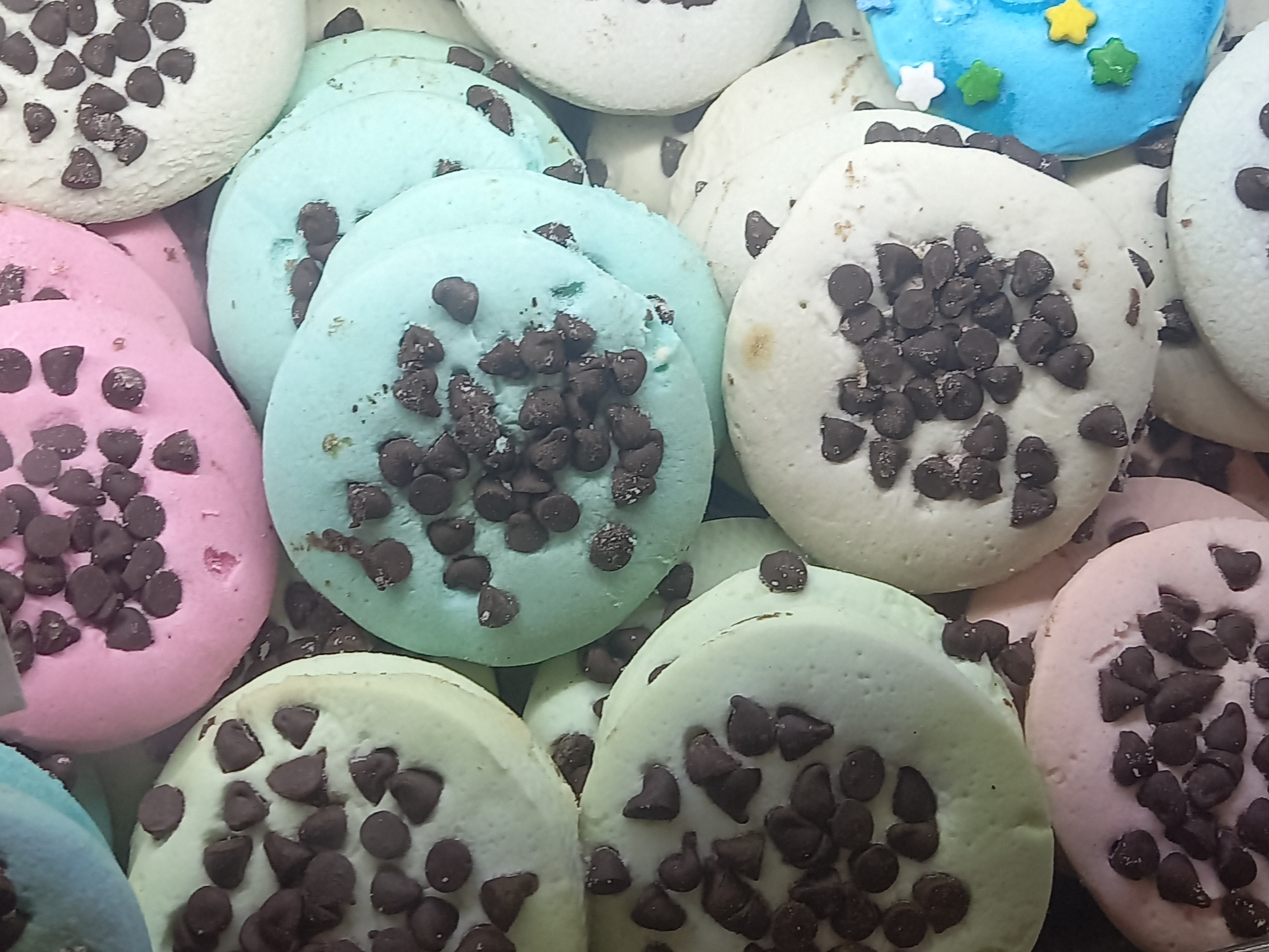 Peponas de colores y chips de chocolate