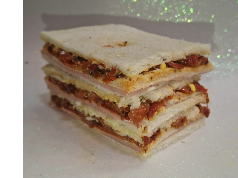 Jamón cocido, morrón y huevo