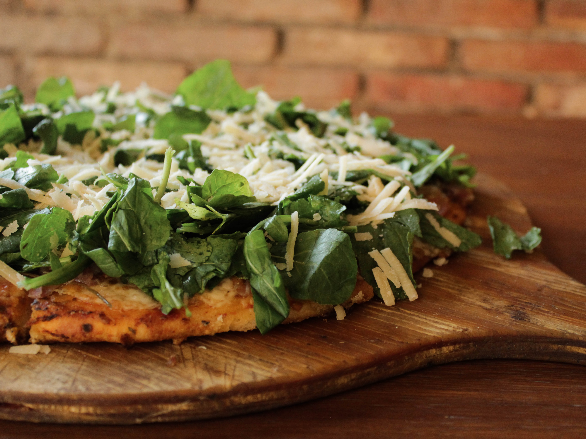 Rúcula y jamón crudo