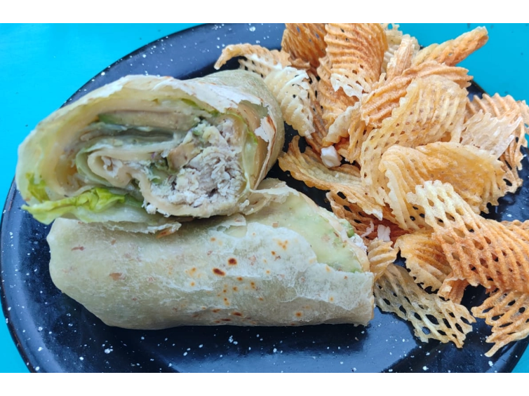 WRAP DE POLLO Y PALTA
