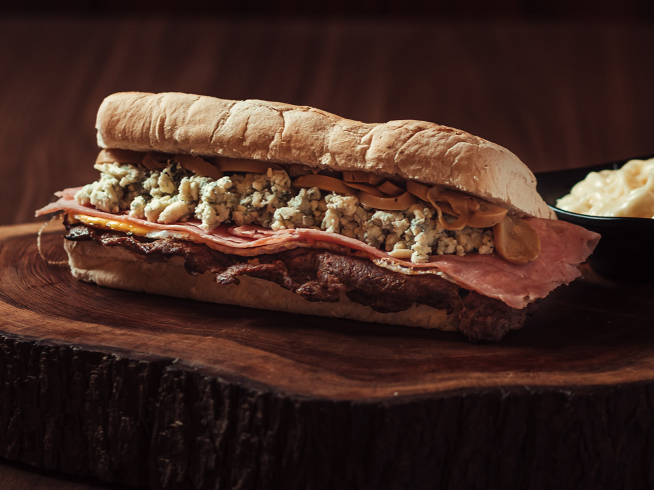 Lomito Triple Queso