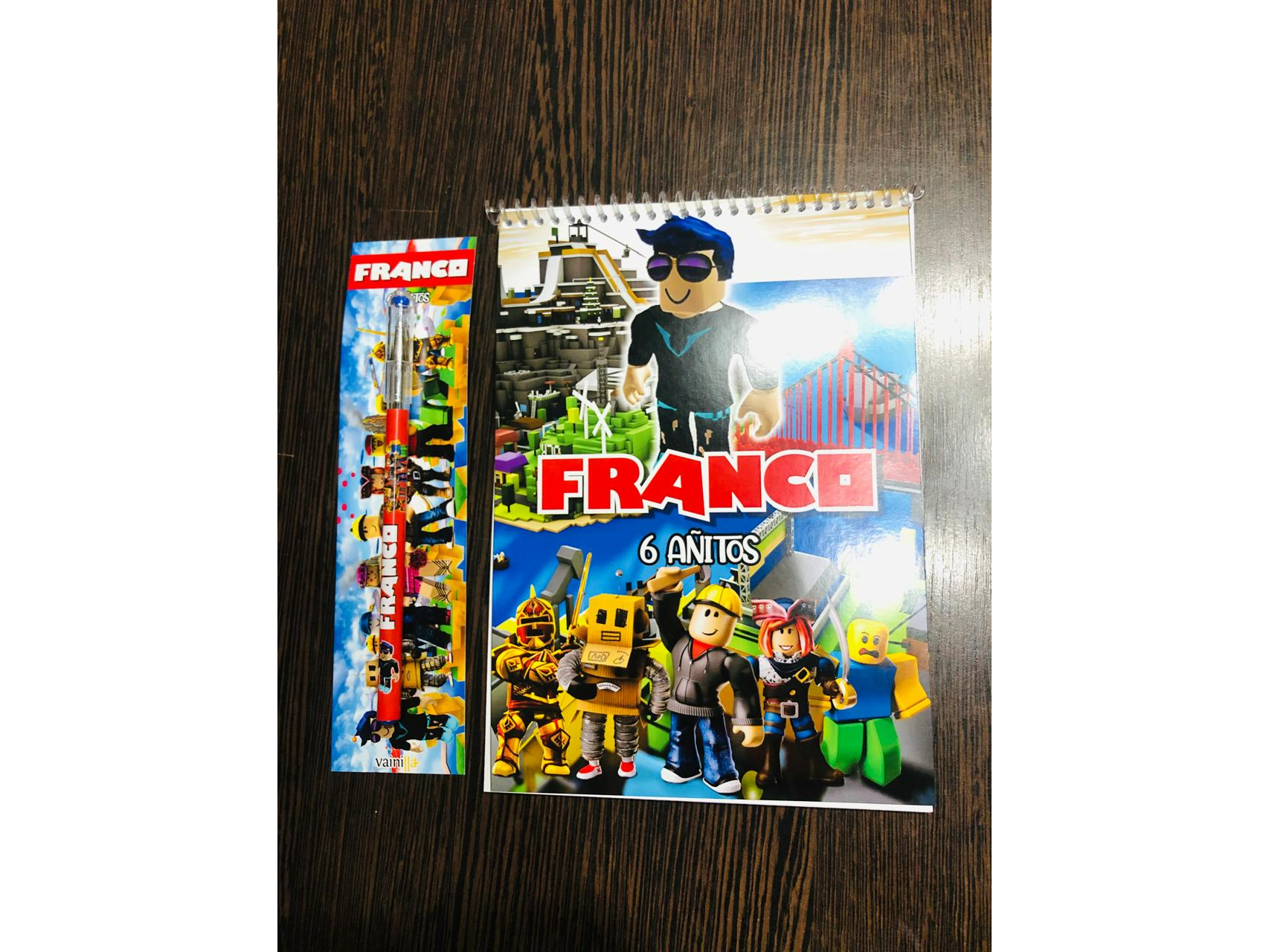 LIBRETA + PORTA LAPICERA