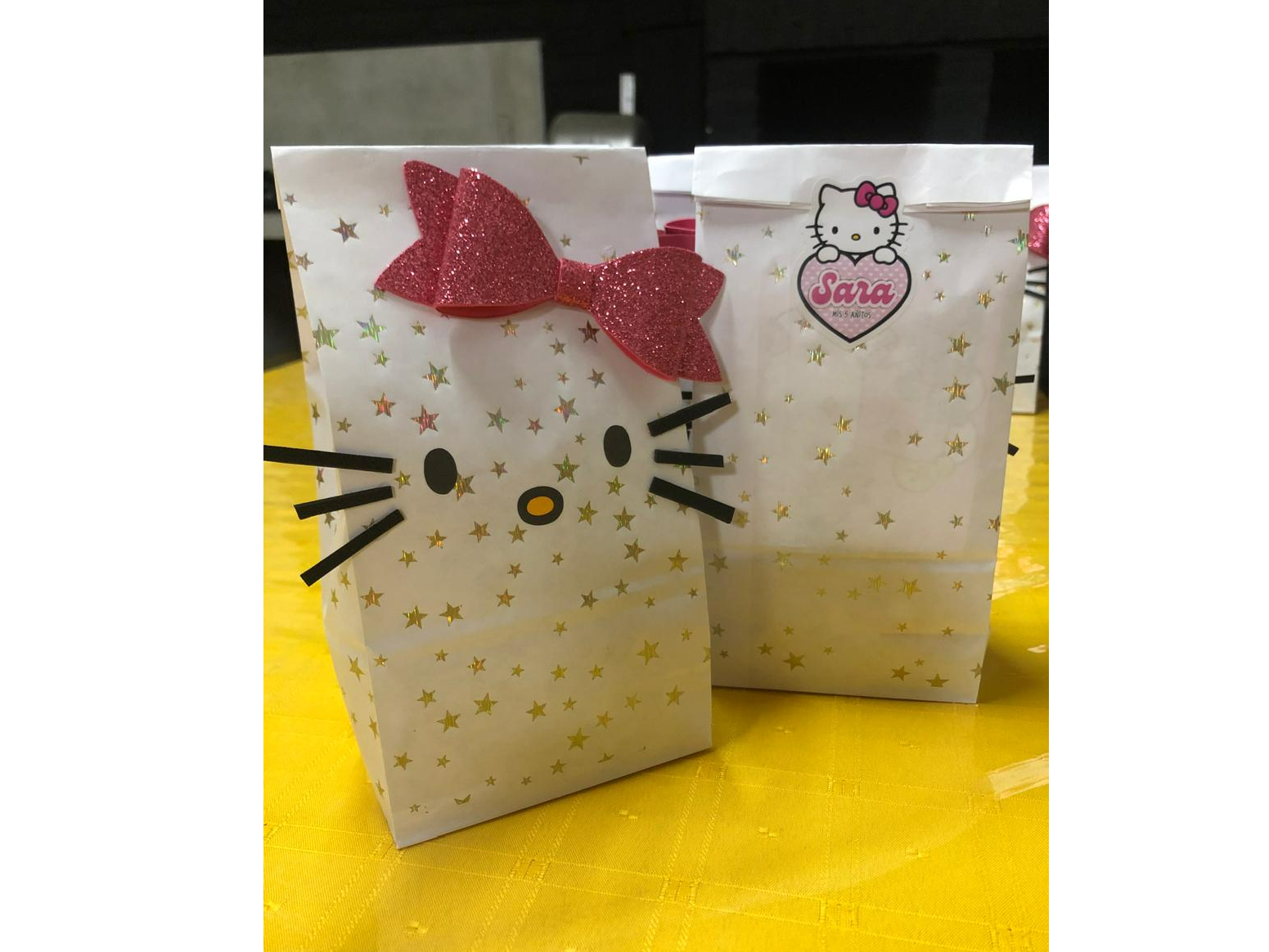 HELLO KITTY