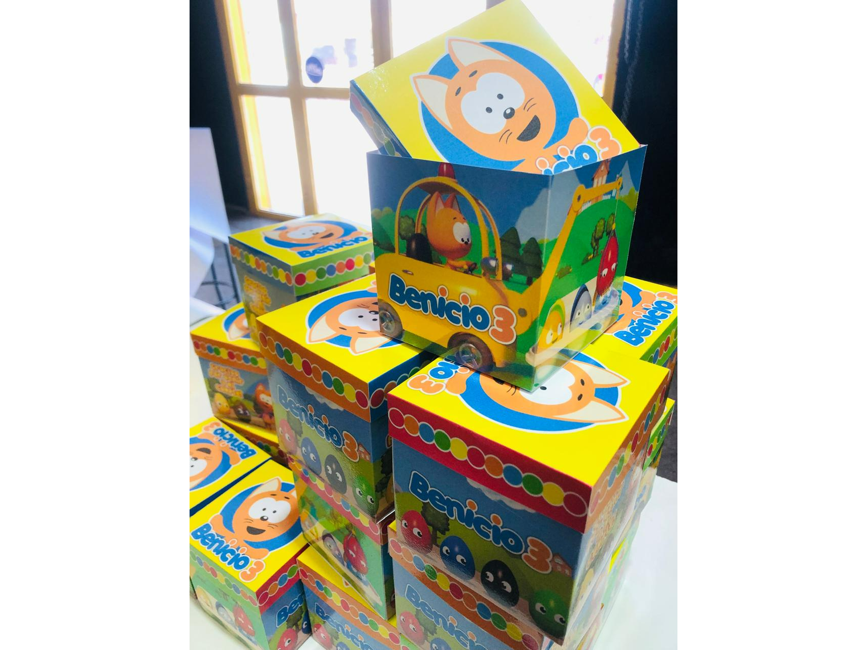 CAJA CUBO