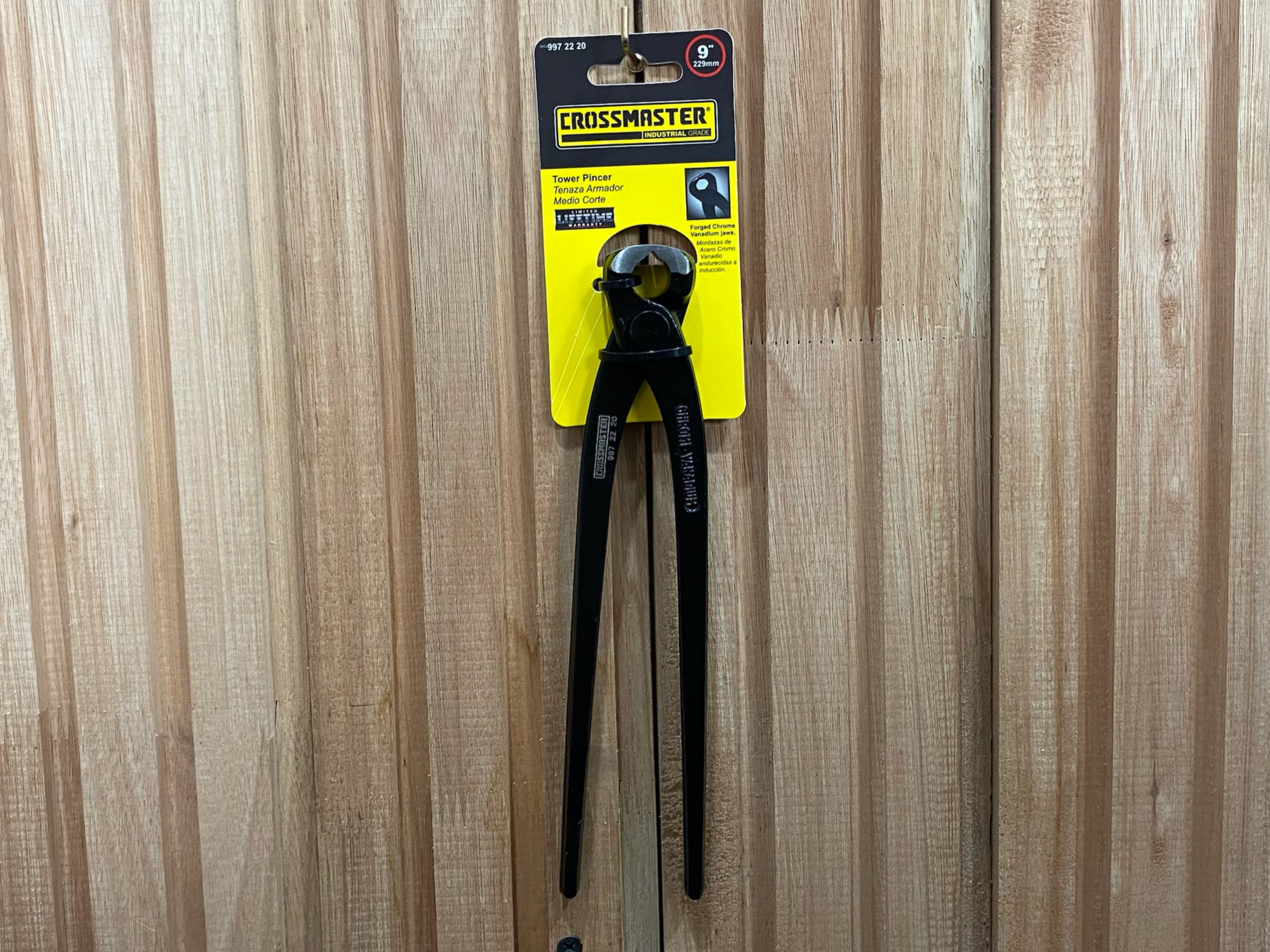 Tenaza Medio Corte 9''