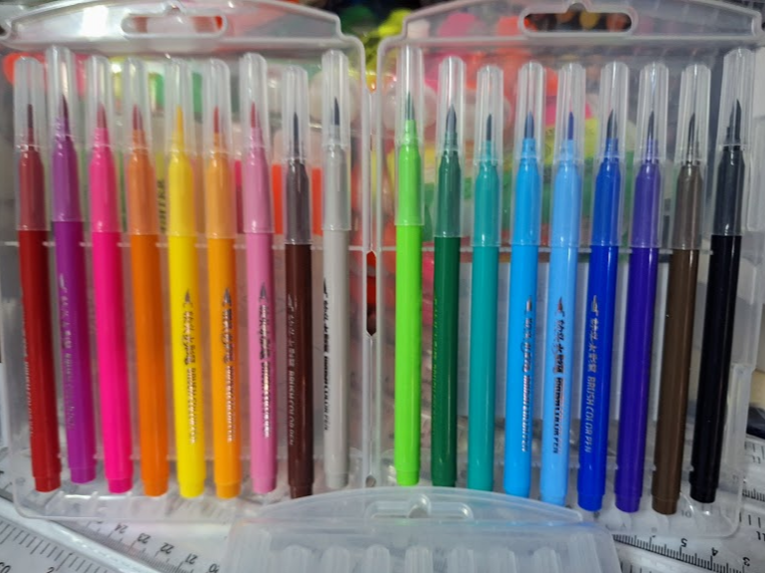 Fibras largas punta pincel x 18 und