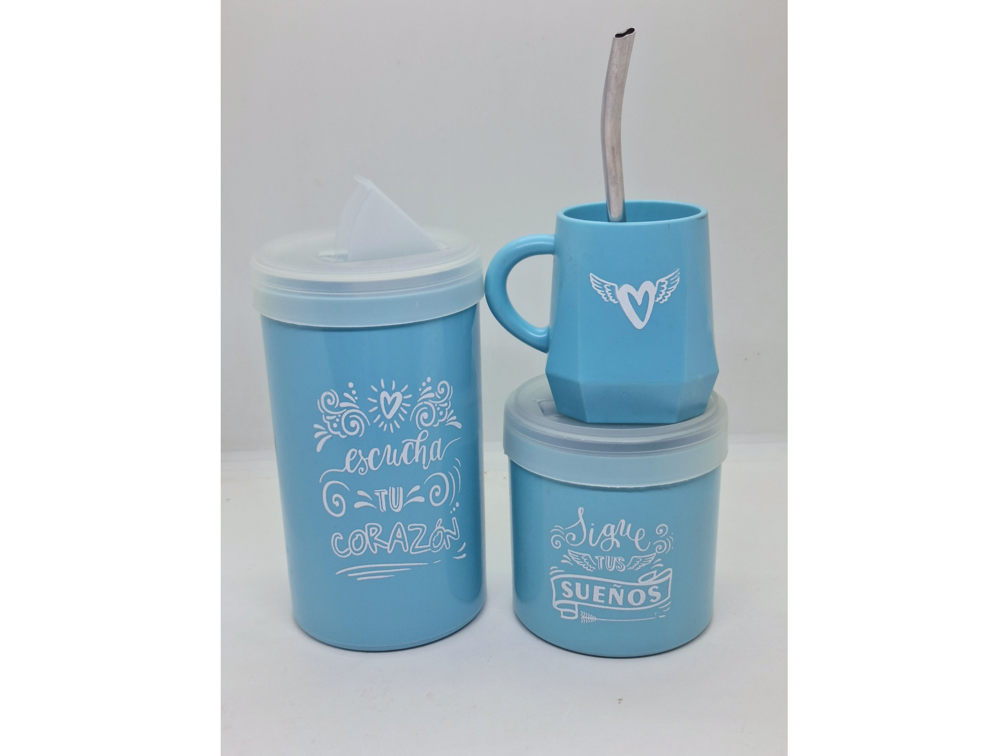 Set CELESTE  Contiene yerbera y azucarera con frase – Tapa traslúcida + mate con serigrafia