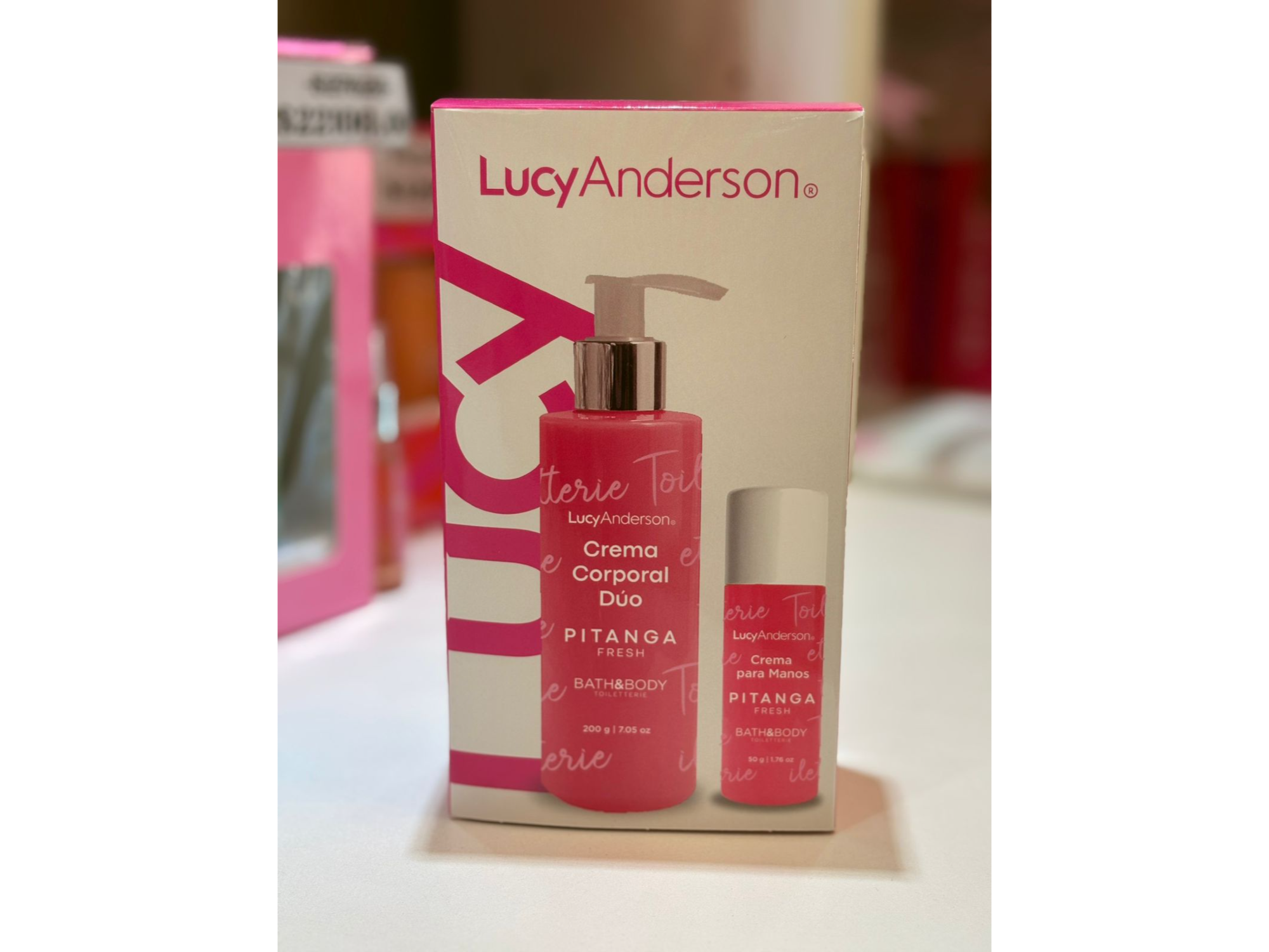 Estuche crema Pitanga