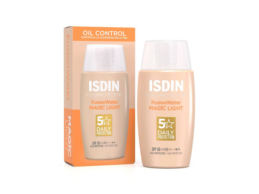 FusionWater Magic Tono Light SPF50+ 50 ml