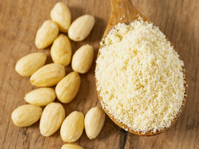 Harina de almendra SIN piel
