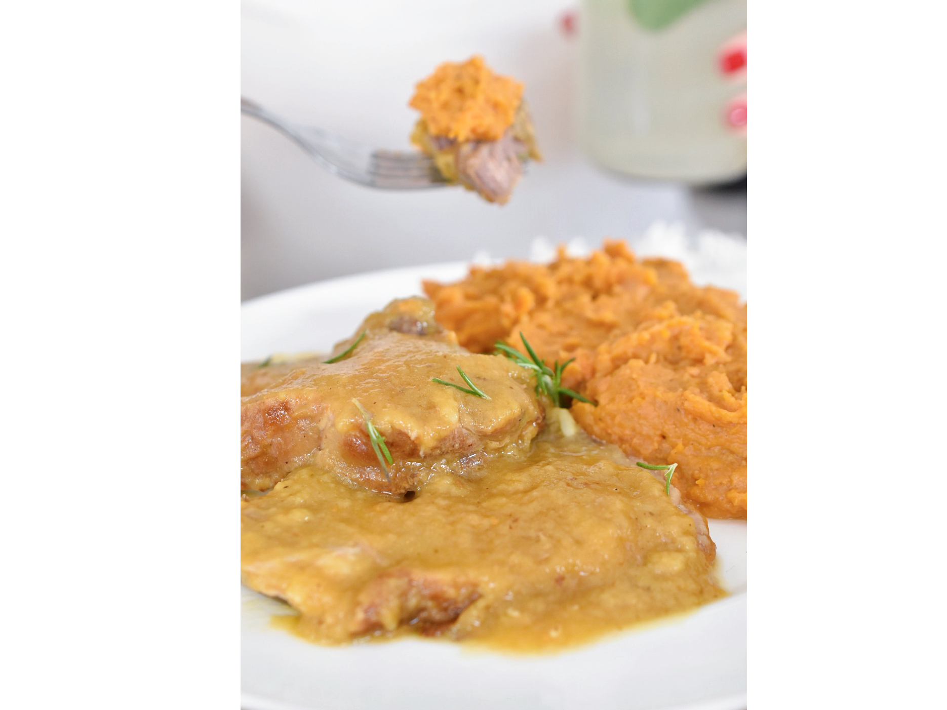 Cerdo a la mostaza con puré de batata