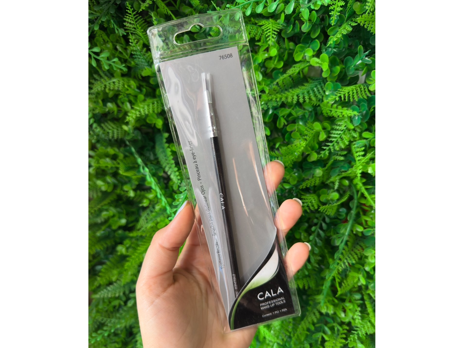 Brocha para delinear ojos CALA