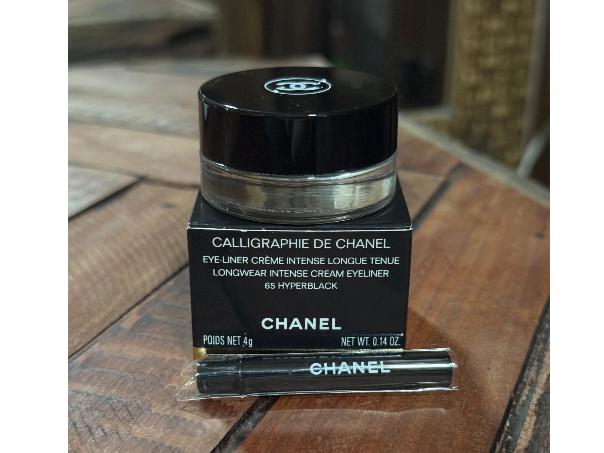 Calligraphie de Chanel Longwear Intense Cream Eyeliner (65 Hyperblack)