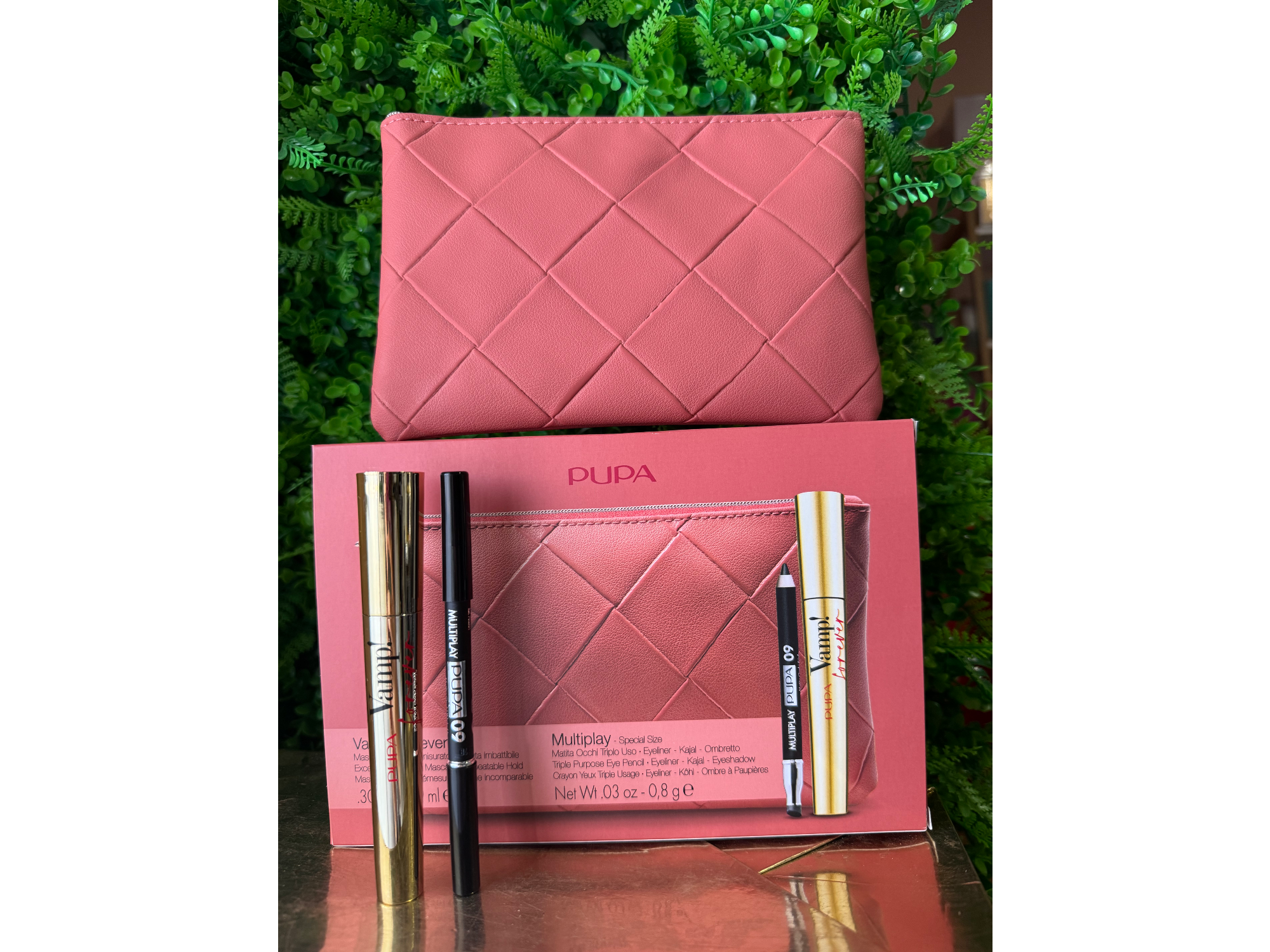 Set neceser + delineador + máscara de pestañas