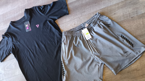 ℍ𝕆𝕄𝔹ℝ𝔼𝕊