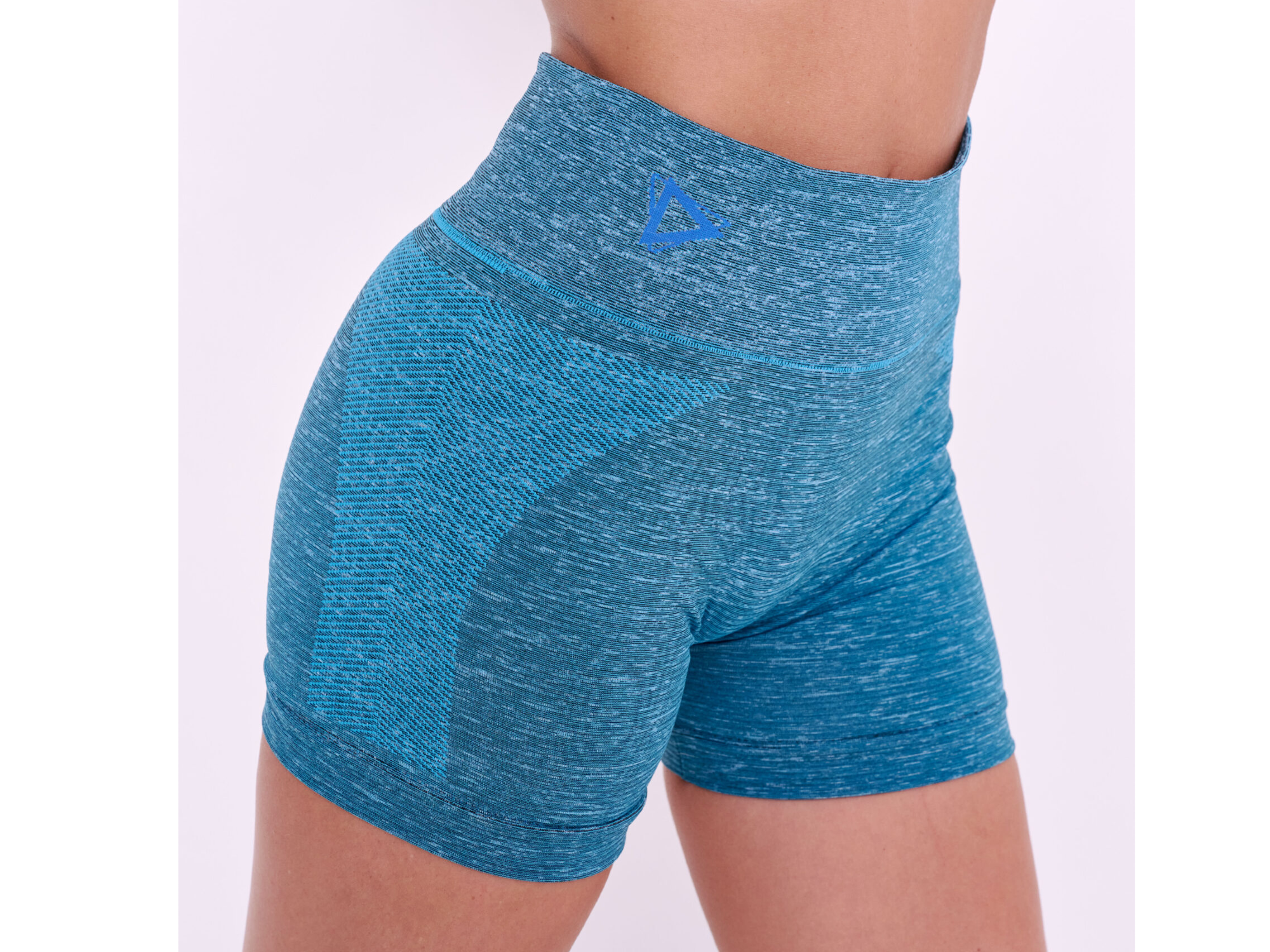 Seamless Line 1/2 - Celeste