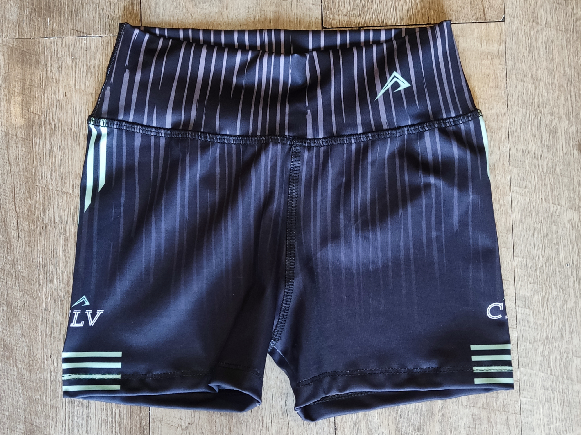 Short Green lines - Suplex