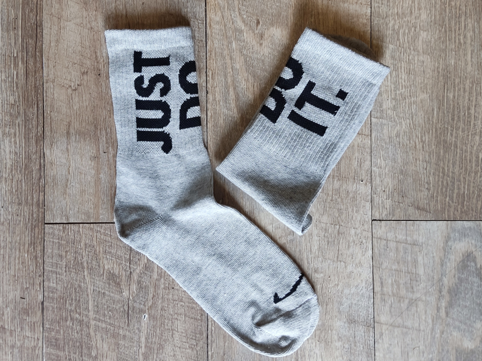 Just Do It Gris