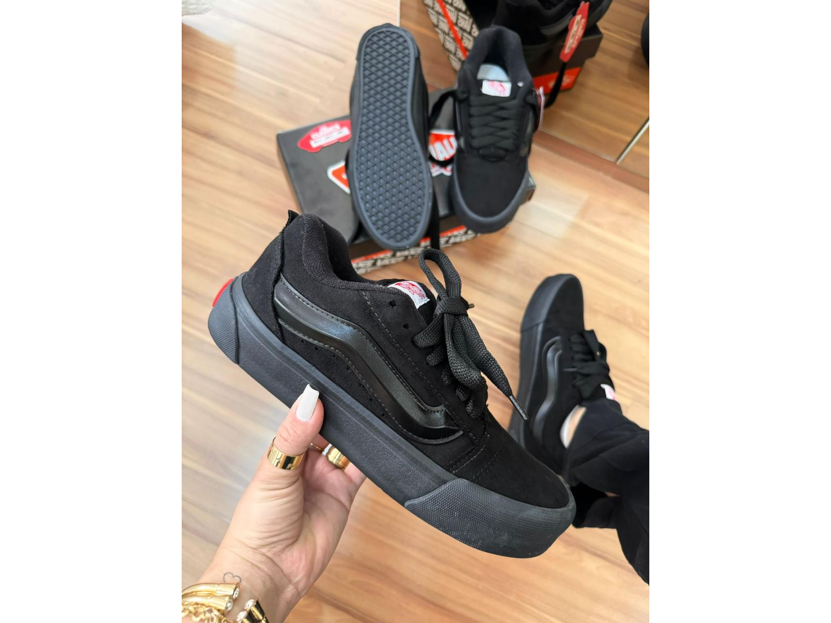 Vans KNU Skool - Preto/Preto