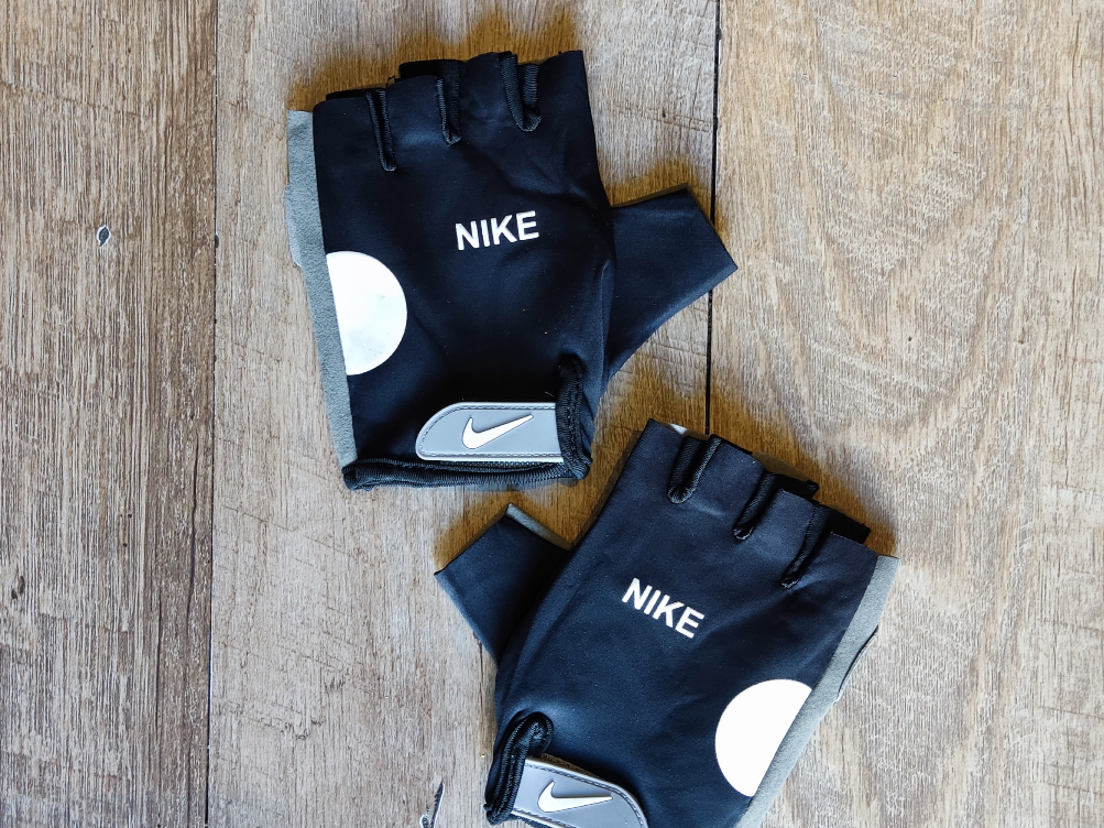 Guante Importado Negro (Talle M)