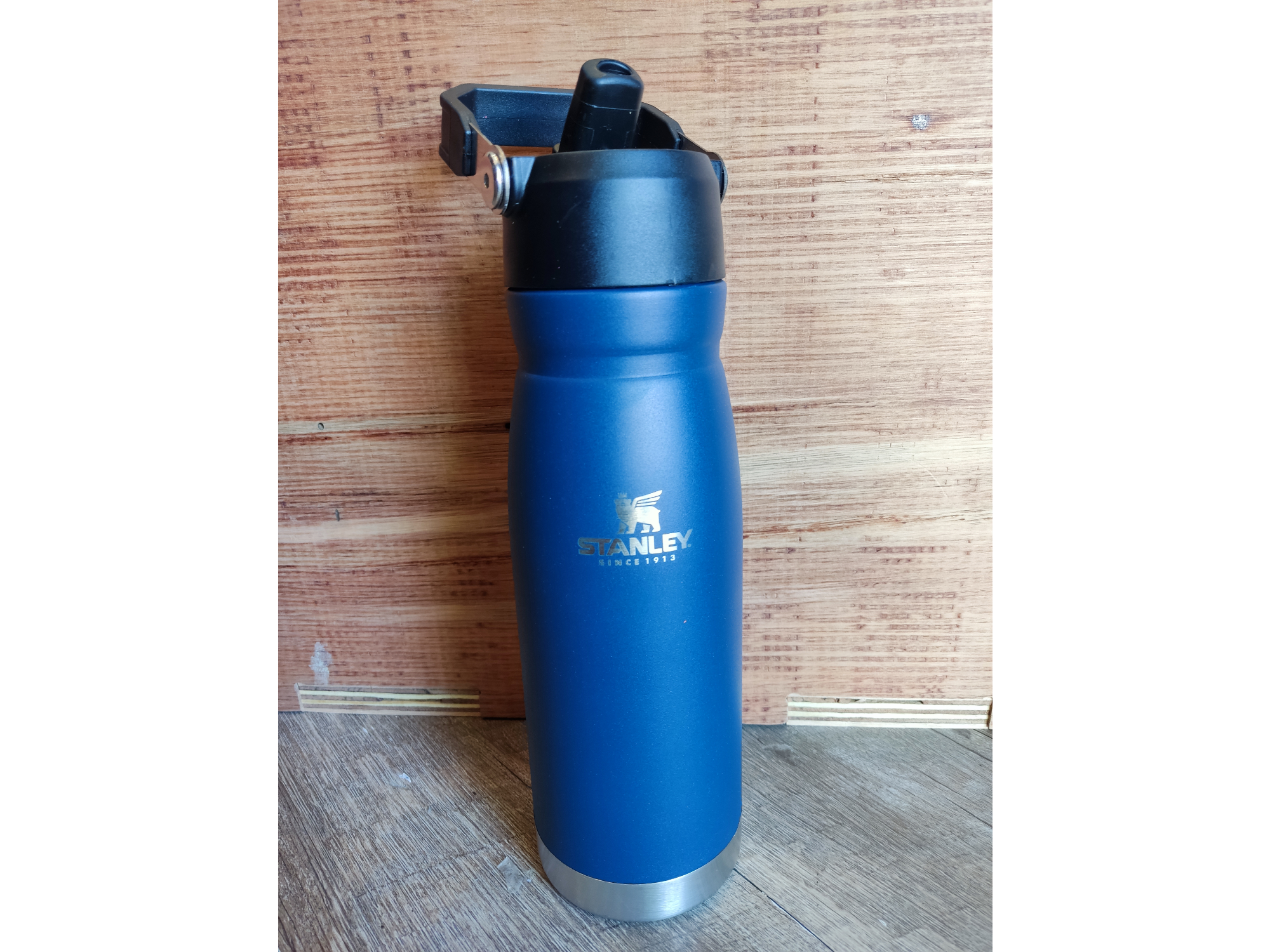 Botella Stanley Azul Petroleo