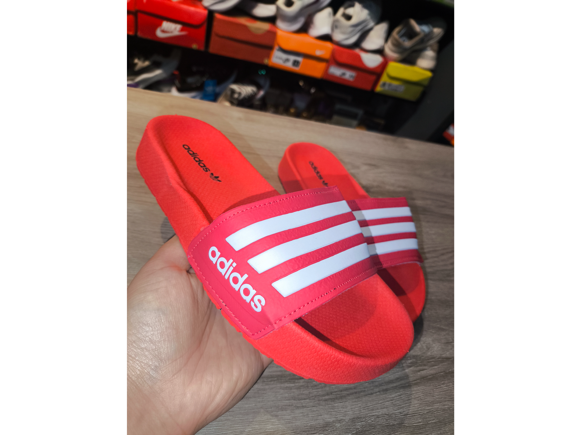 Adidas Adilette Roja