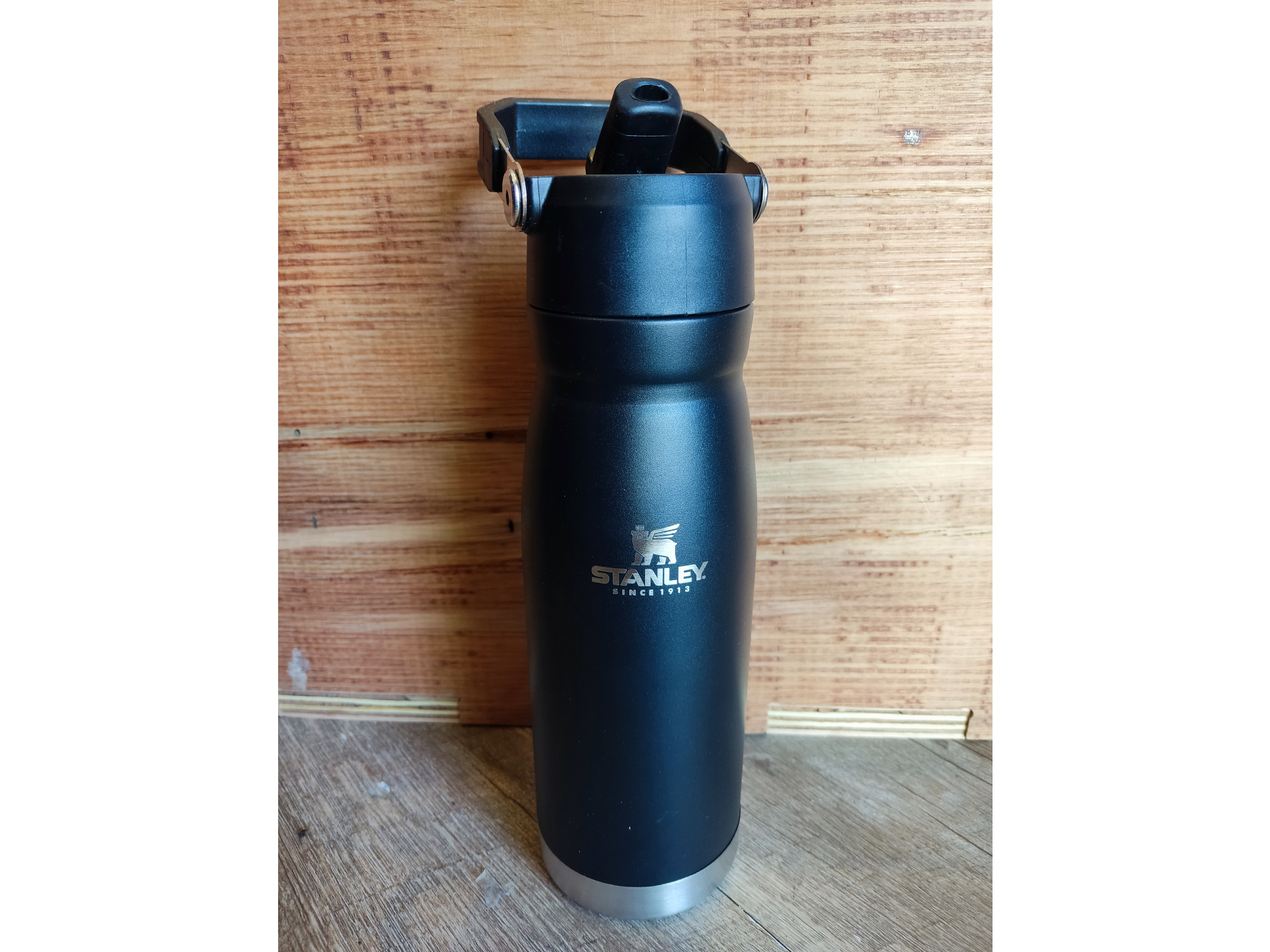 Botella Stanley Negra