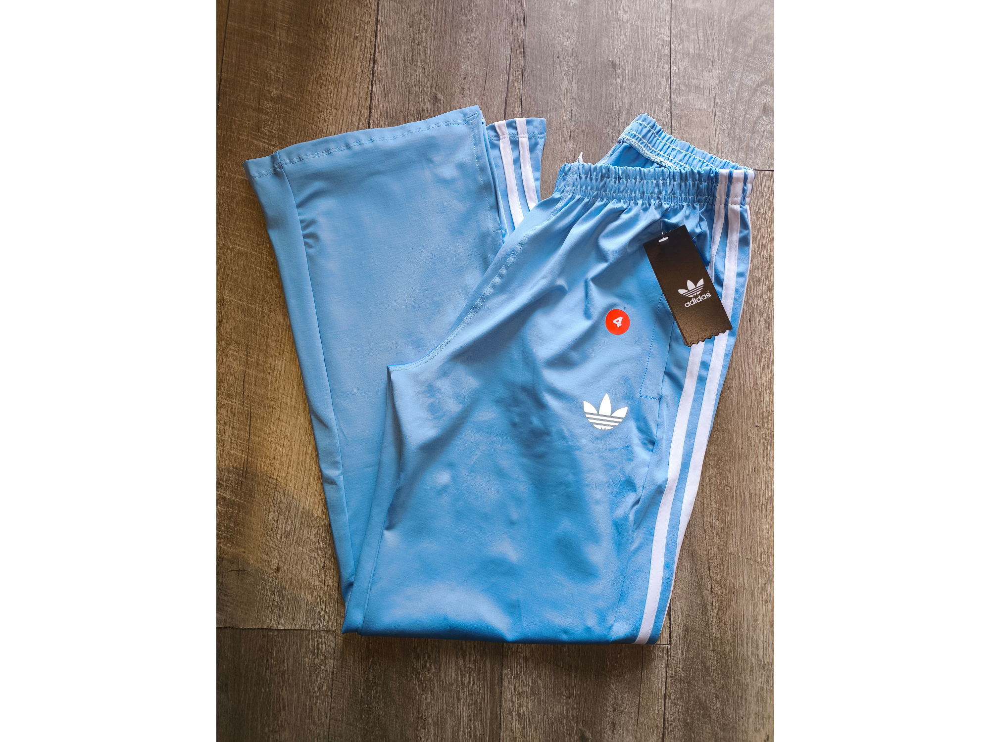 Jogging Adidas Celeste