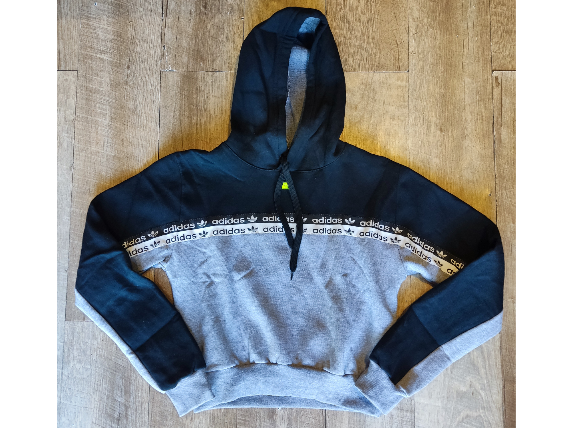 Canguro Adidas Pupera