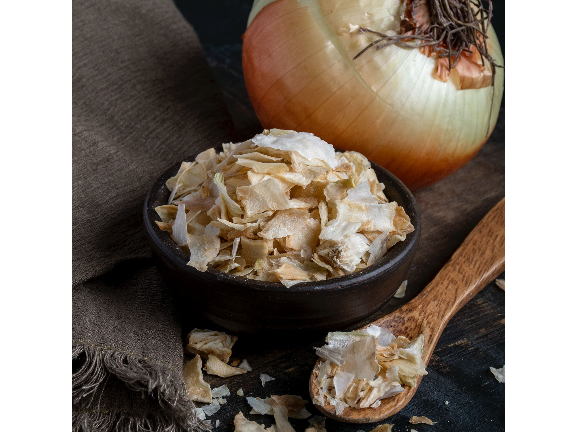 CEBOLLA EN ESCAMAS DESHIDRATADA