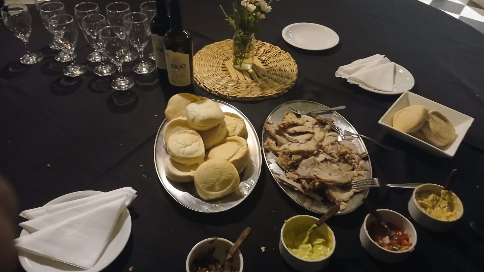 SERVICIO PERNIL DE CERDO PARA EVENTOS