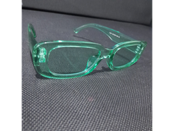 Lentes de Sol Verdes Chatos
