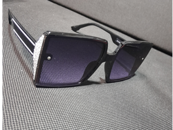 Lentes de sol Cuadrados con Brillos